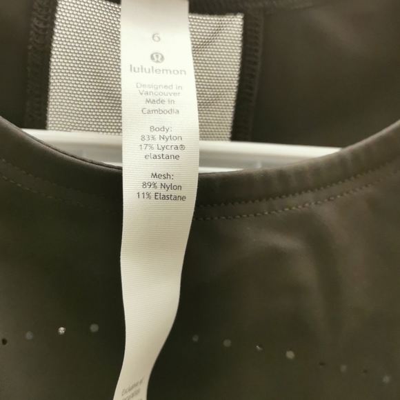 Lululemon Grey cropped workout shirt - Picture 2 of 3